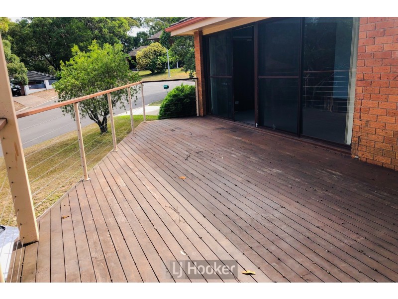 4 Kembla Close, Toronto NSW 2283