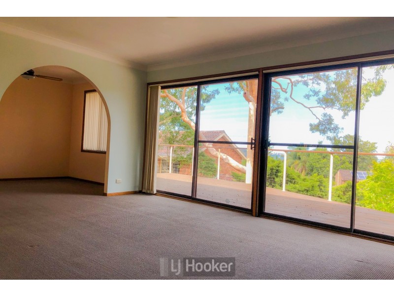 4 Kembla Close, Toronto NSW 2283