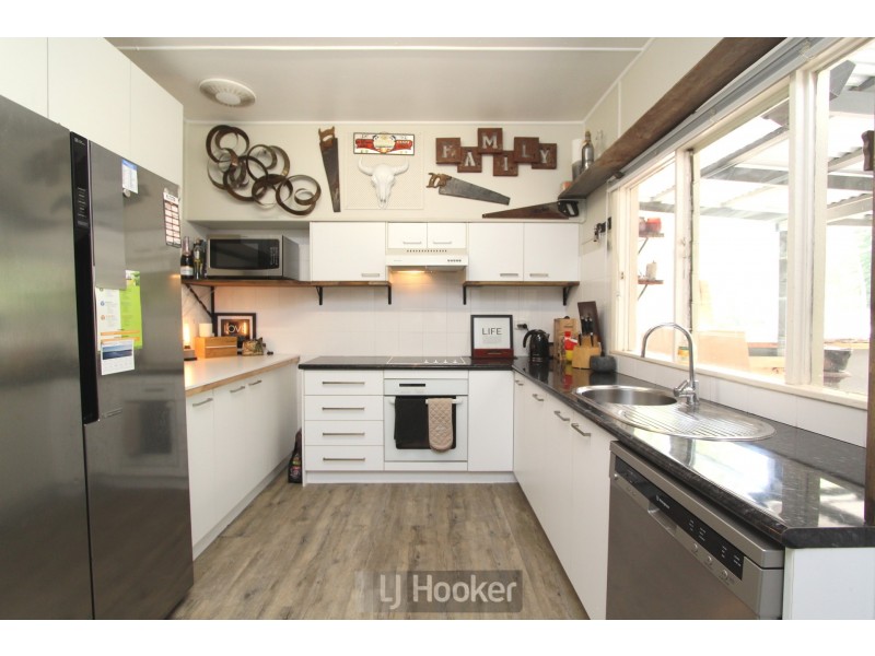 194 Coal Point Road, Coal Point NSW 2283