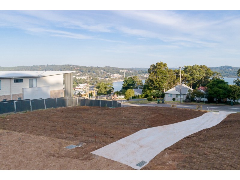 41 Thompson Road, Speers Point NSW 2284