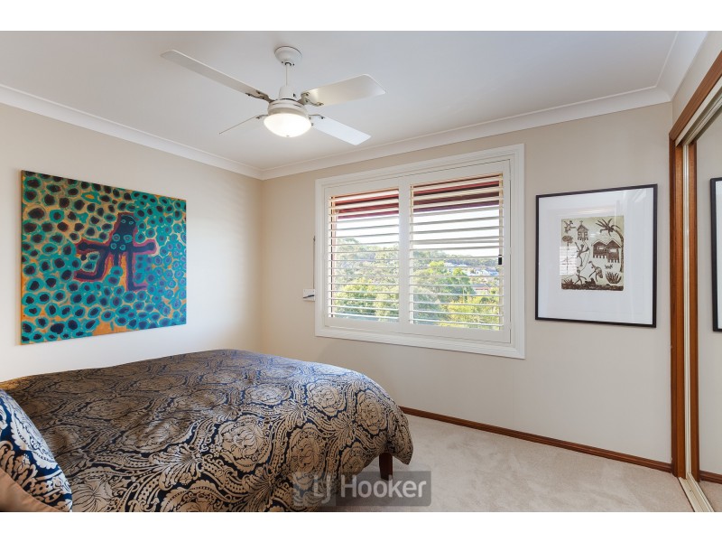 4 Honister Close, Lakelands NSW 2282