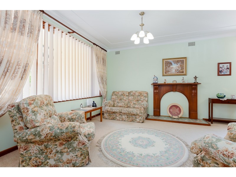 14 Lucas Crescent, Adamstown Heights NSW 2289