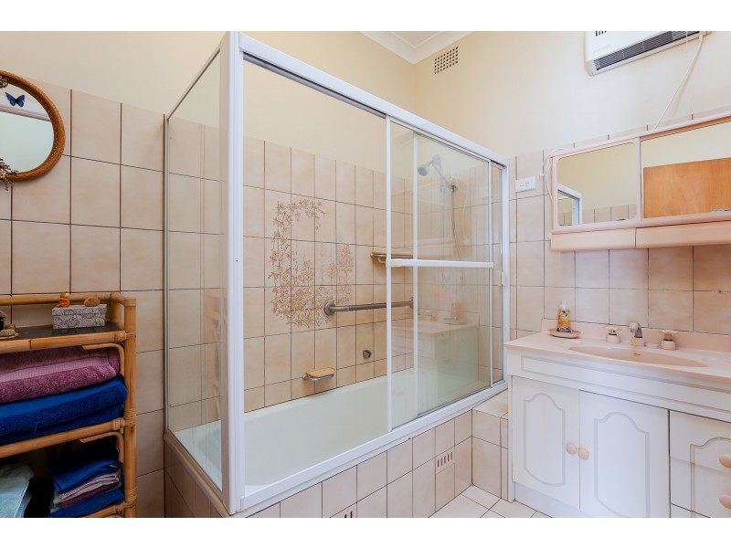 14 Lucas Crescent, Adamstown Heights NSW 2289