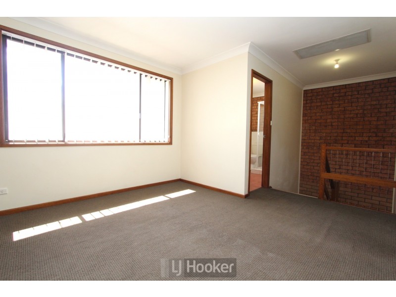 2/31 William Street, East Maitland NSW 2323