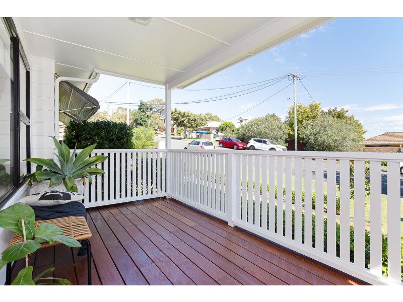 4 Croft Road, Eleebana NSW 2282