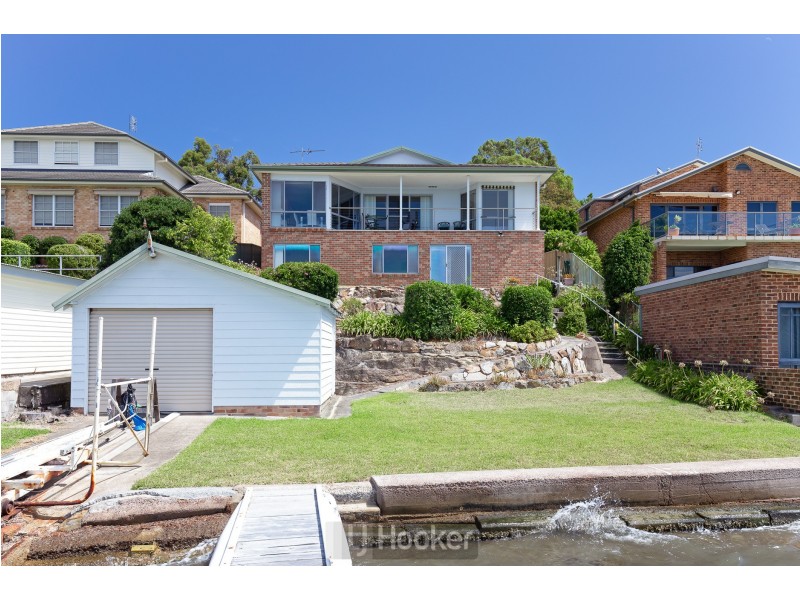 109 Fishing Point Road, Fishing Point NSW 2283