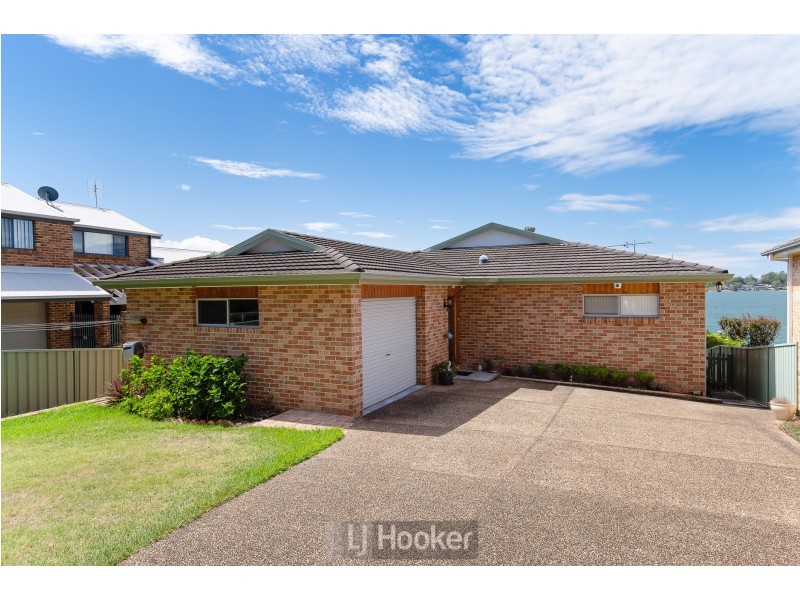 109 Fishing Point Road, Fishing Point NSW 2283