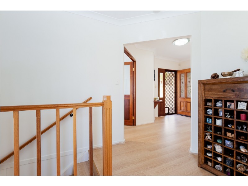 109 Fishing Point Road, Fishing Point NSW 2283