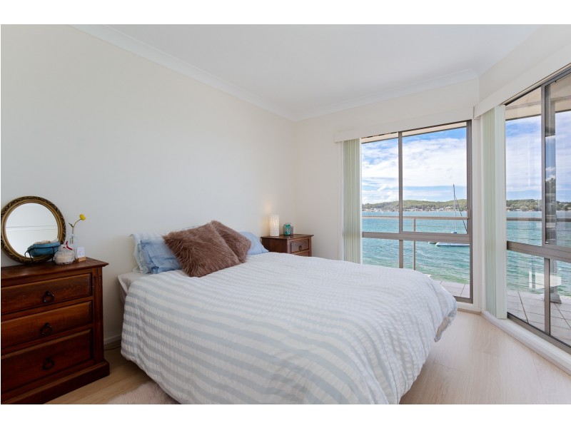 109 Fishing Point Road, Fishing Point NSW 2283