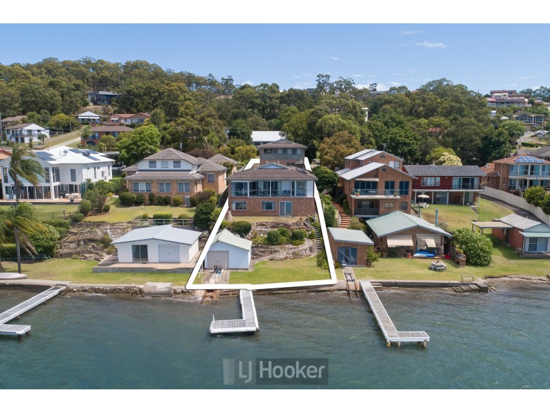 109 Fishing Point Road, Fishing Point NSW 2283