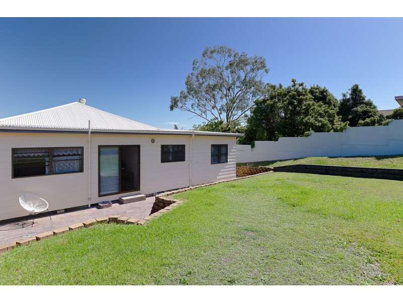 17 Speers Street, Speers Point NSW 2284