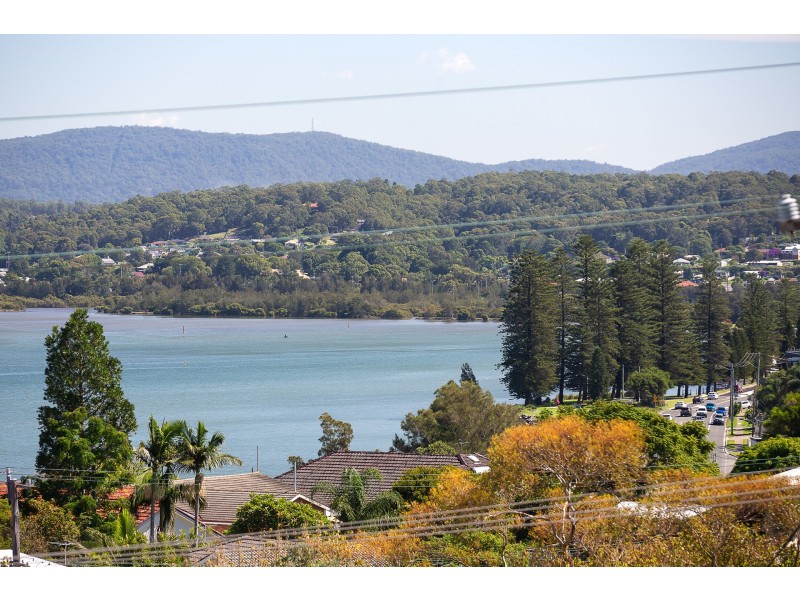 17 Speers Street, Speers Point NSW 2284