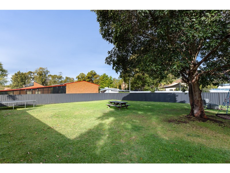 18 Jones Avenue, Warners Bay NSW 2282