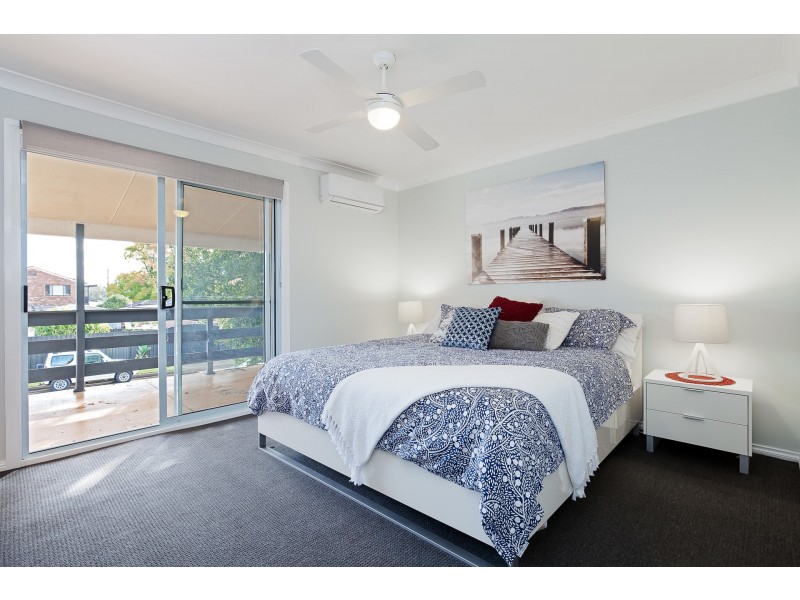 18 Jones Avenue, Warners Bay NSW 2282