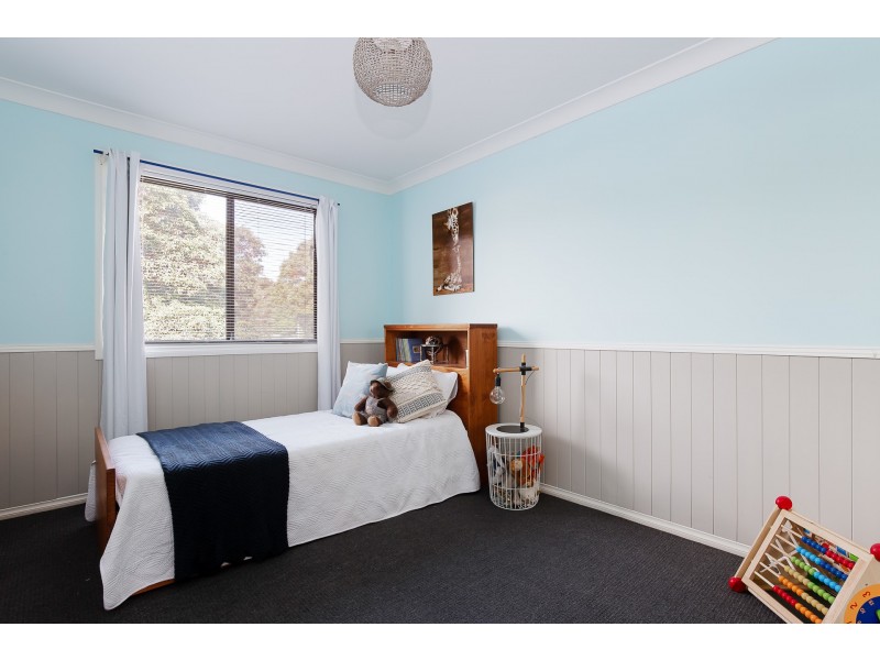 18 Jones Avenue, Warners Bay NSW 2282