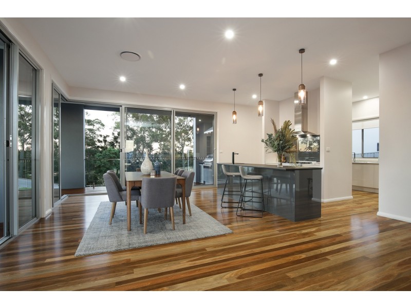 21 Pannamena Crescent, Eleebana NSW 2282