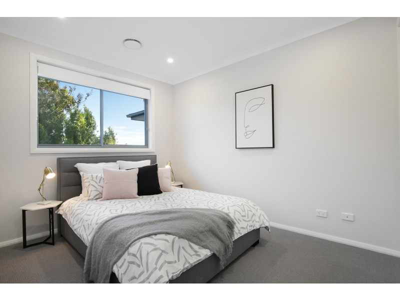 21 Pannamena Crescent, Eleebana NSW 2282