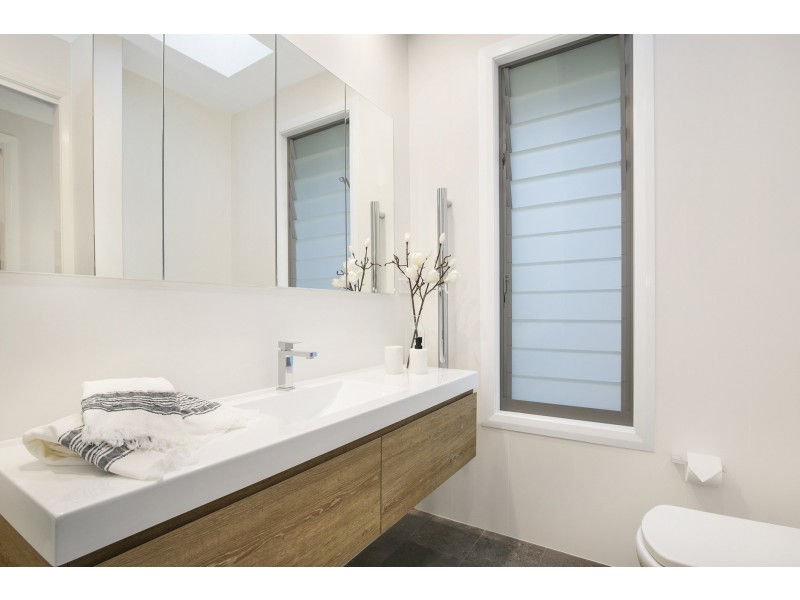21 Pannamena Crescent, Eleebana NSW 2282