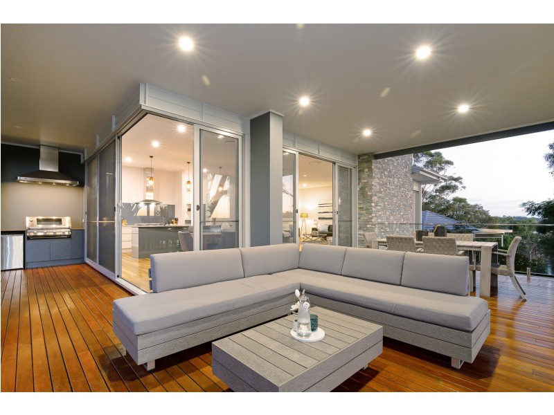 21 Pannamena Crescent, Eleebana NSW 2282