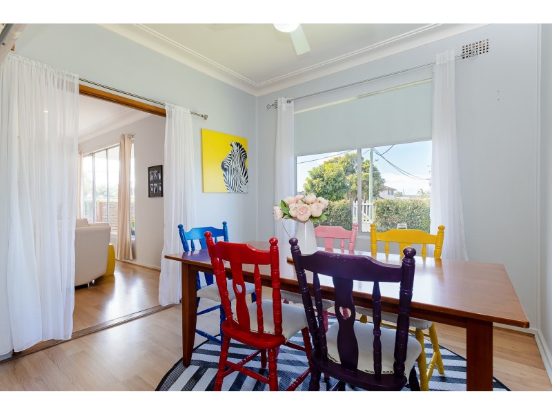 19 Albert Street, Warners Bay NSW 2282