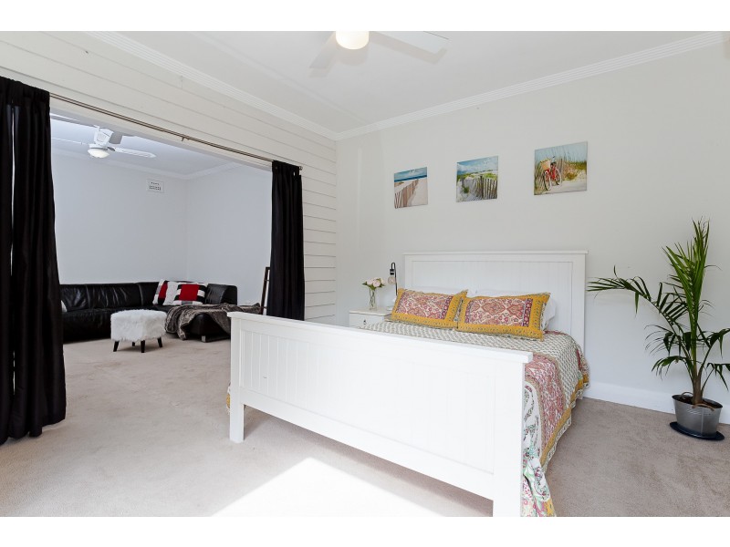 19 Albert Street, Warners Bay NSW 2282