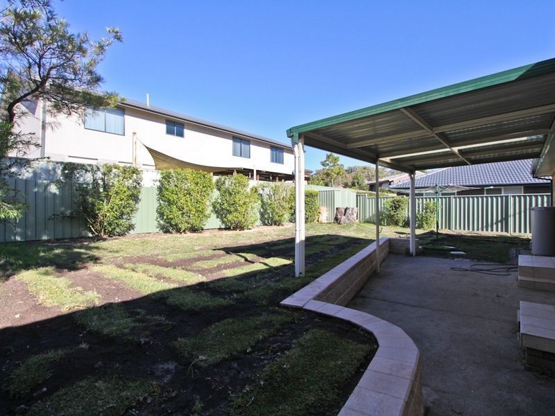 32 Murray Street, Eleebana NSW 2282