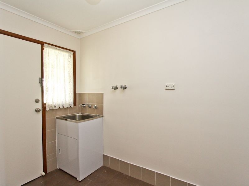 32 Murray Street, Eleebana NSW 2282