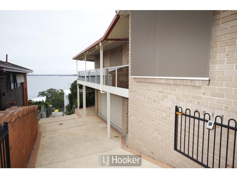 6 Cecil Avenue, Wangi Wangi NSW 2267