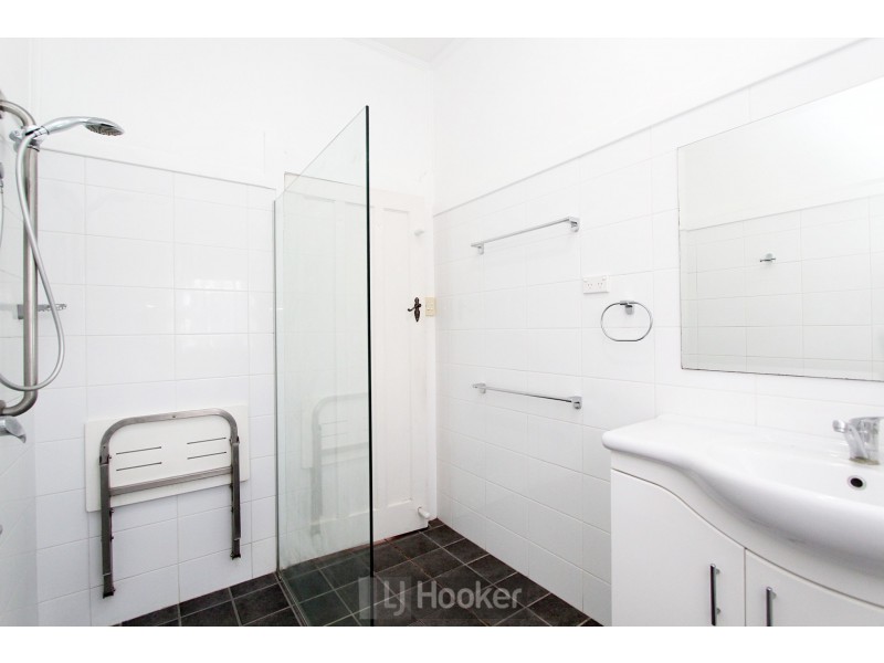 22 Albert Street, Speers Point NSW 2284