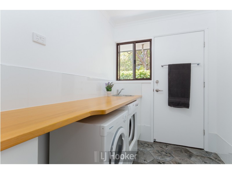 1 Lakeview Road, Kilaben Bay NSW 2283