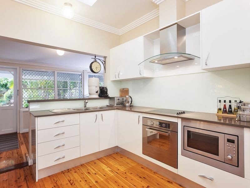 2 Gilwell Close, Fennell Bay NSW 2283