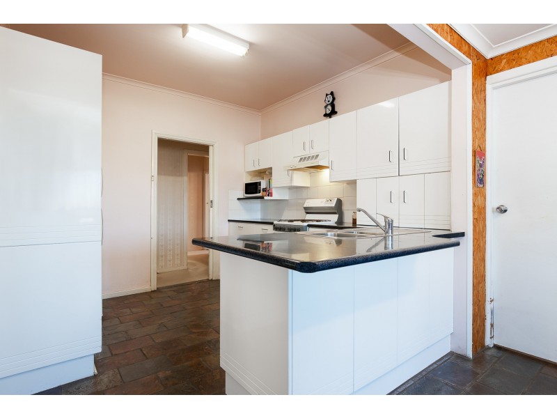 17 Wellings Street, Warners Bay NSW 2282