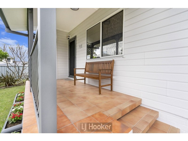 9 Hughes Avenue, Warners Bay NSW 2282