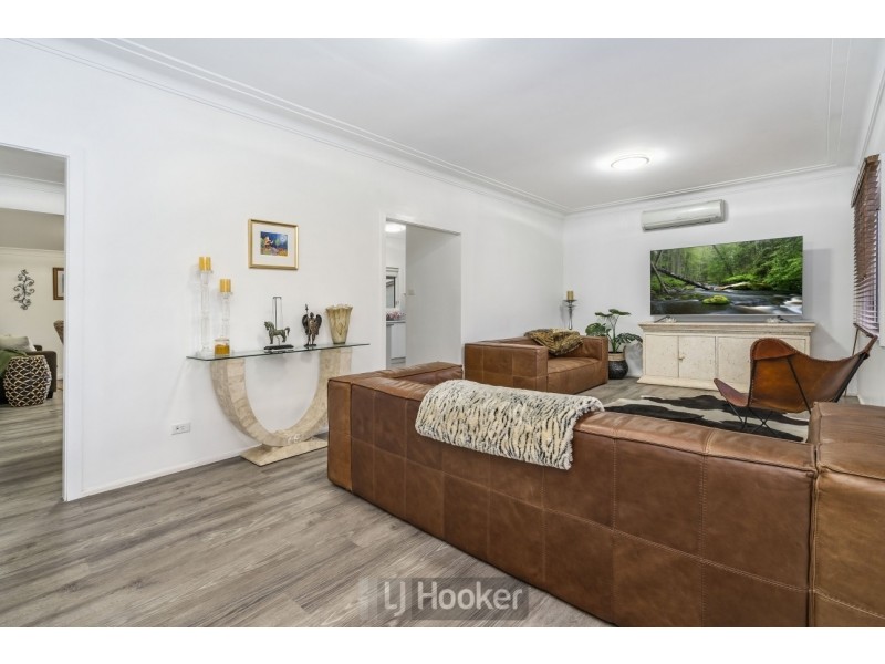 9 Hughes Avenue, Warners Bay NSW 2282