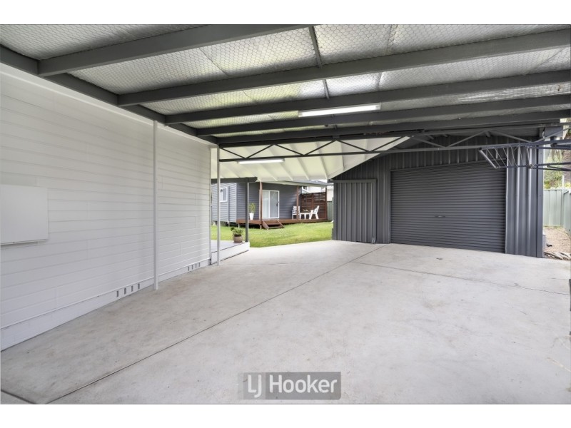 9 Hughes Avenue, Warners Bay NSW 2282
