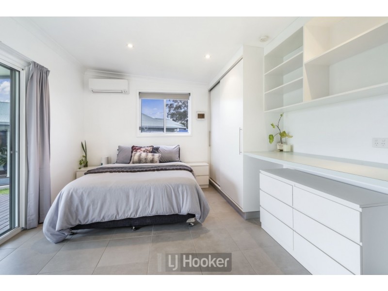 9 Hughes Avenue, Warners Bay NSW 2282