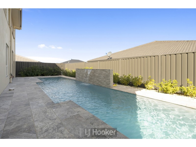 10 Olsen Crescent, Warners Bay NSW 2282