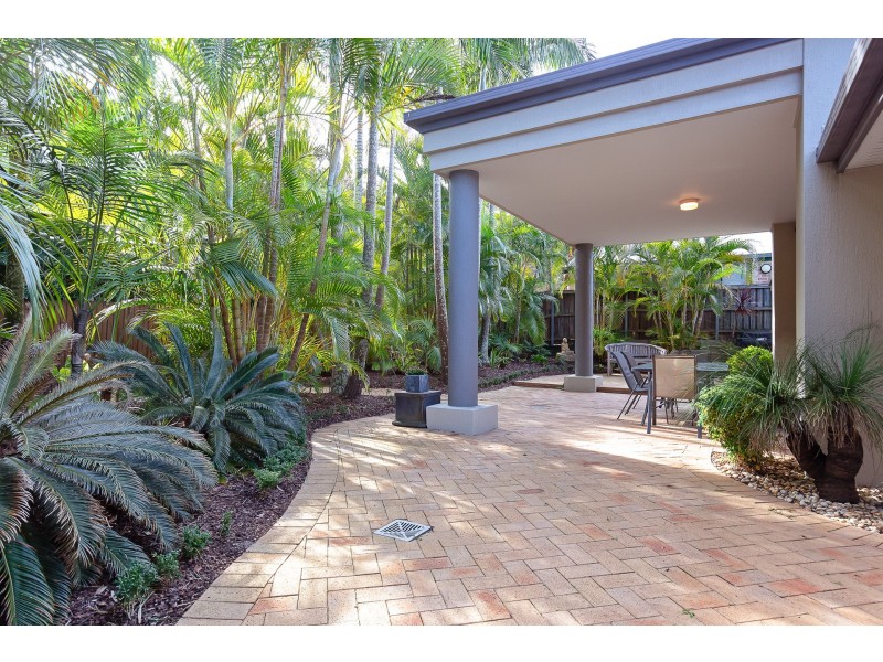 3 Boatmans Row, Eleebana NSW 2282
