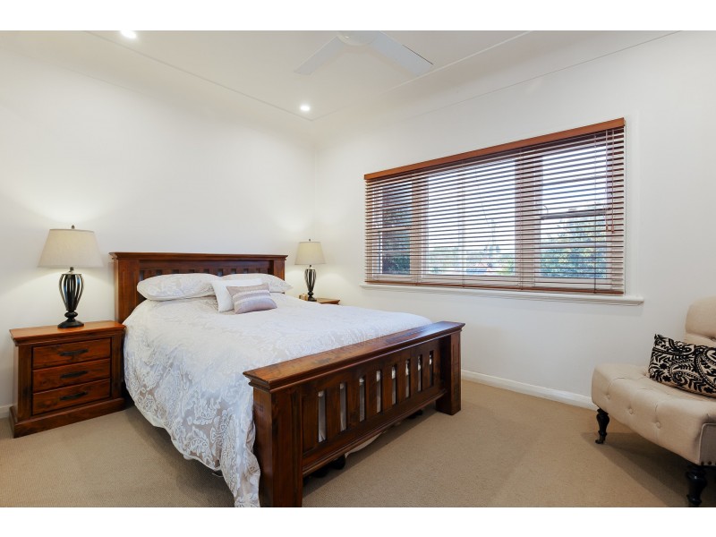 16 Jean Street, New Lambton NSW 2305