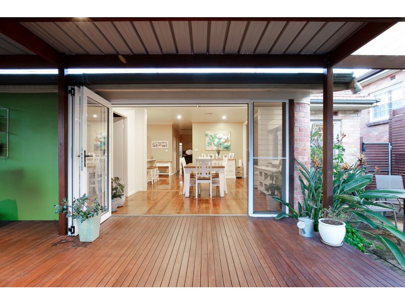 16 Jean Street, New Lambton NSW 2305