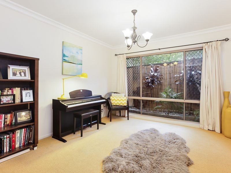 18 Darjamur Close, Tingira Heights NSW 2290