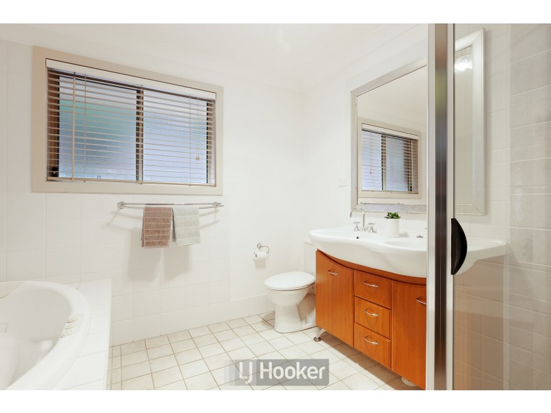 16 Chevron Close, Floraville NSW 2280