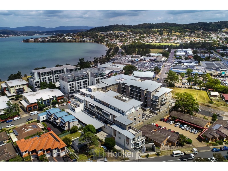 212/2 Howard Street, Warners Bay NSW 2282