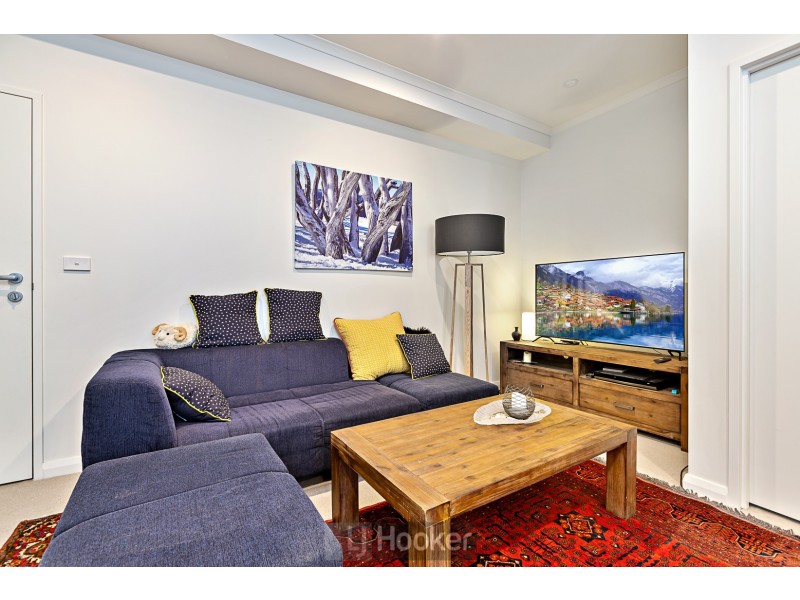 212/2 Howard Street, Warners Bay NSW 2282