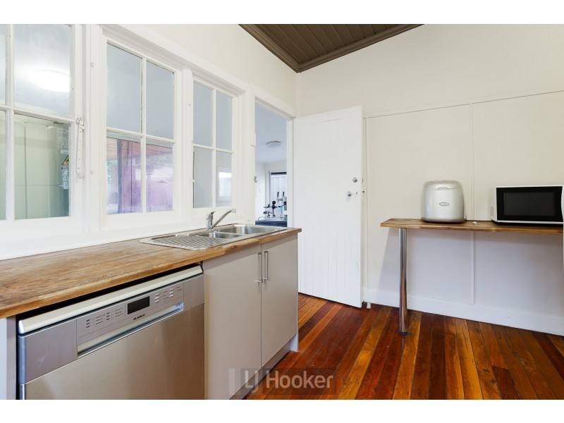 6 Edward Street, Cardiff NSW 2285