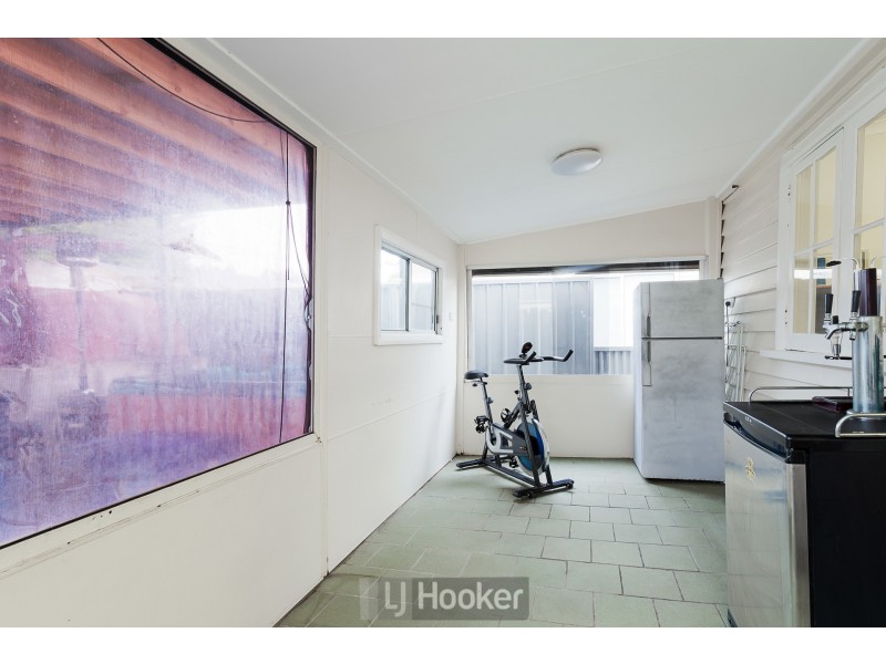 6 Edward Street, Cardiff NSW 2285