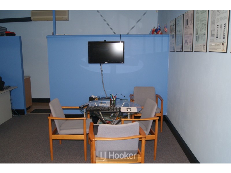 2/108 The Boulevarde, Toronto NSW 2283