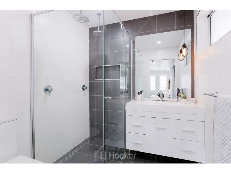 30 Panorama Parade, Warners Bay NSW 2282