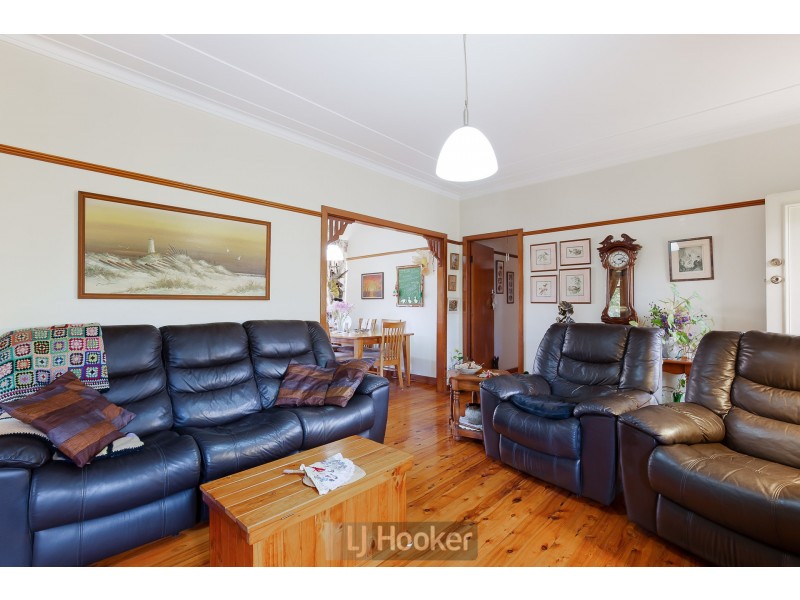 16 Ashbury Street, Adamstown Heights NSW 2289