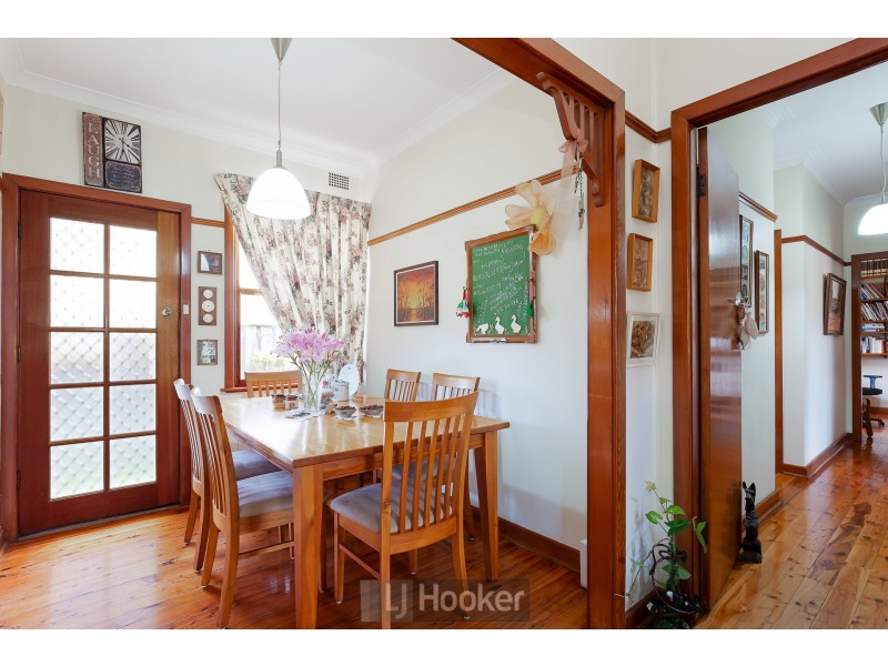 16 Ashbury Street, Adamstown Heights NSW 2289